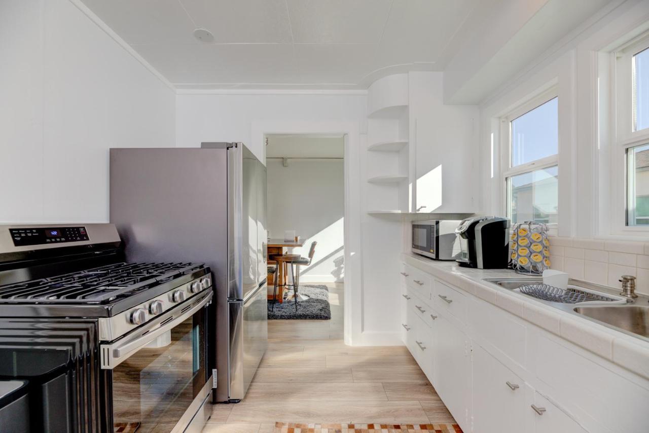 Lovely White Beach House Redondo Beach Dış mekan fotoğraf